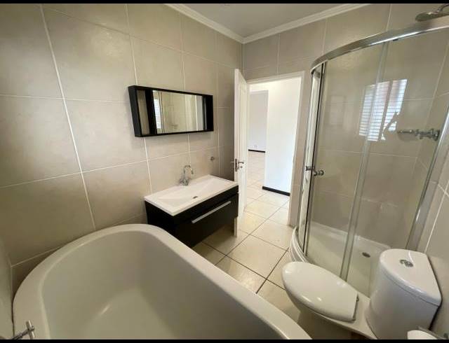 2 BEDROOM APARTMENT FOR SALE IN GREENSTONE HILL